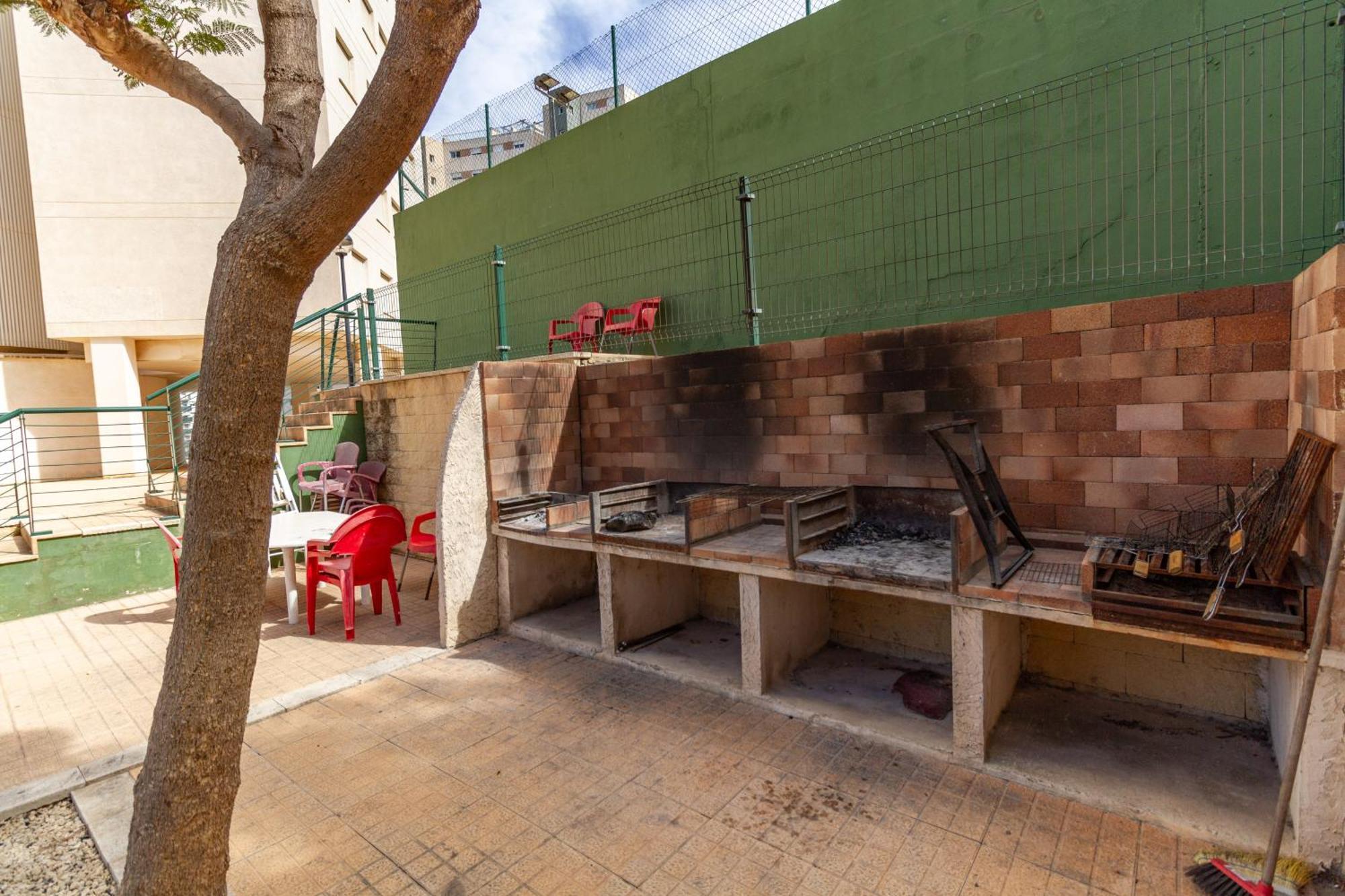 Apartment Vilapark With Pool, Free Parking, Terrace, Beach Benidorm Luaran gambar