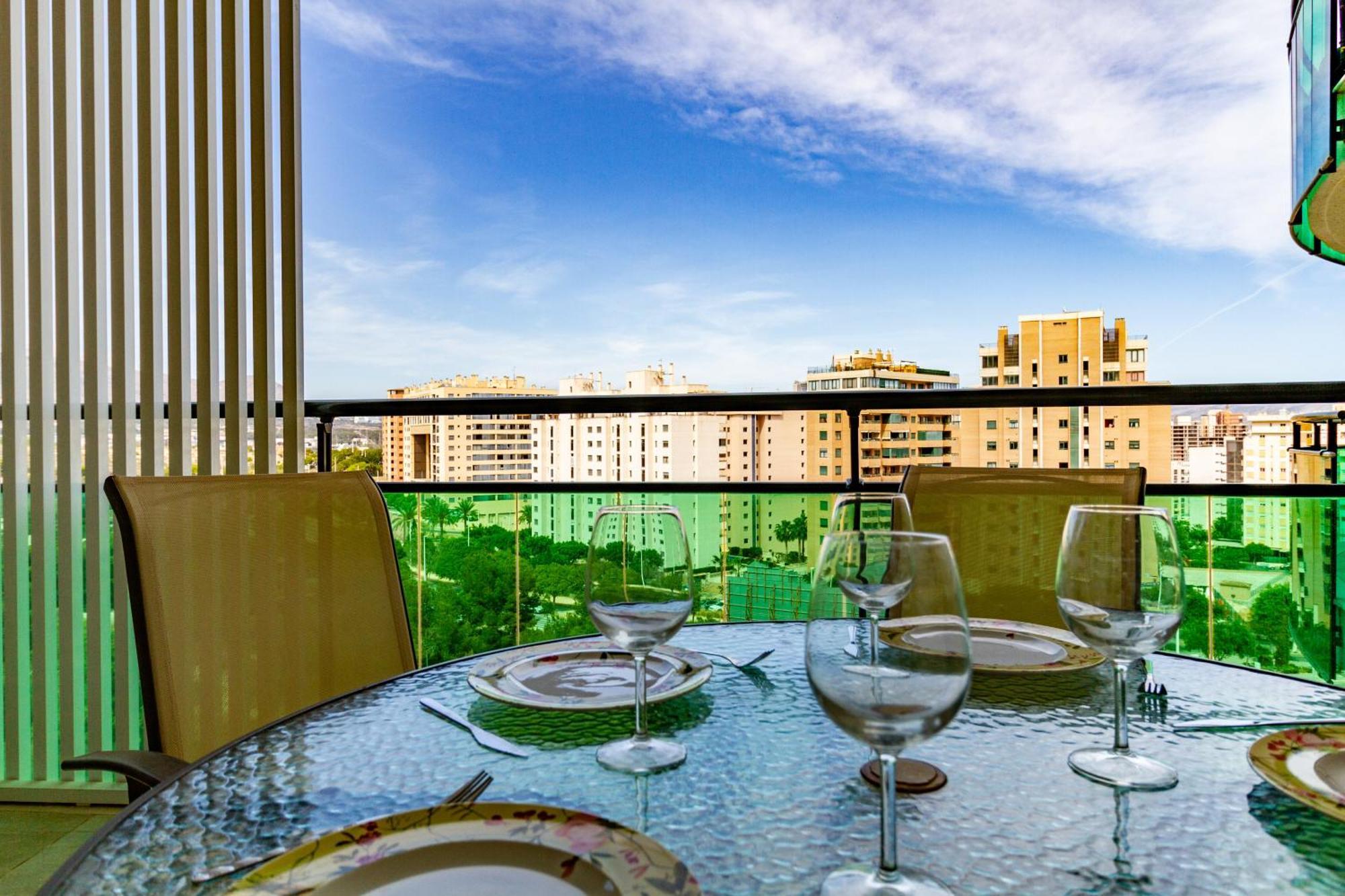 Apartment Vilapark With Pool, Free Parking, Terrace, Beach Benidorm Luaran gambar