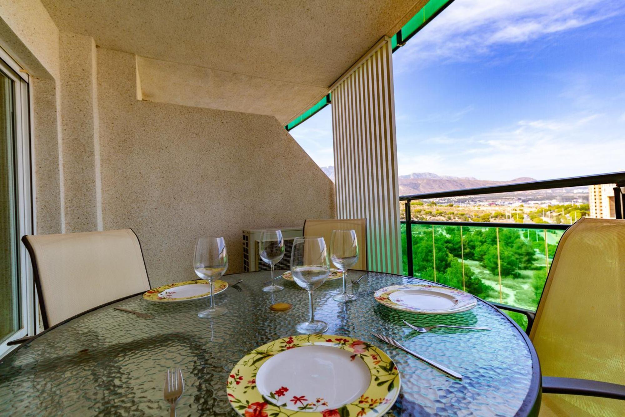 Apartment Vilapark With Pool, Free Parking, Terrace, Beach Benidorm Luaran gambar